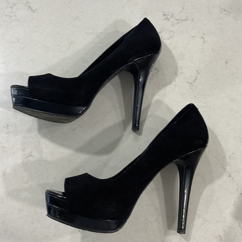 High Heels - Picture 3 of 8